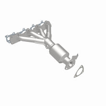Load image into Gallery viewer, MagnaFlow Direct Fit Catalytic Converter 06 Pontiac G6 2.4L
