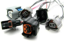 Load image into Gallery viewer, DeatschWerks USCAR to Denso (Sumitomo) Wired PnP Adapter