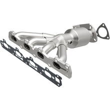 Load image into Gallery viewer, MagnaFlow Direct Fit Catalytic Converter 06 Pontiac G6 2.4L