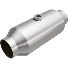 Load image into Gallery viewer, MagnaFlow 3.00 1/O2 CA 4in. Spun Universal Converter
