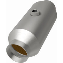 Load image into Gallery viewer, MagnaFlow 3.00 1/O2 CA 4in. Spun Universal Converter
