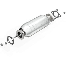 Load image into Gallery viewer, MagnaFlow 06-11 Hyundai Accent 1.6L Direct Fit Converter