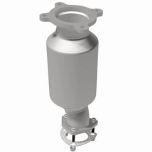 Load image into Gallery viewer, MagnaFlow Direct Fit Catalytic Converter 18-20 Audi Q5 Underbody