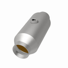 Load image into Gallery viewer, MagnaFlow 3.00 1/O2 CA 4in. Spun Universal Converter