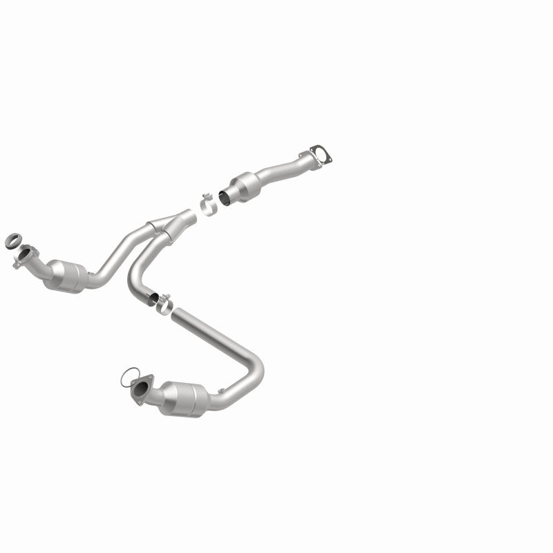 MagnaFlow Direct Fit Catalytic Converter 2011-2014 Express 1500 4.3L Underbody