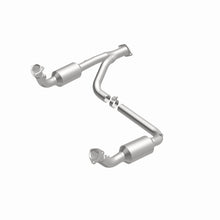 Load image into Gallery viewer, MagnaFlow 2000 Cadillac Escalade 5.7L Direct Fit Converter