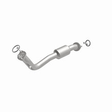 Load image into Gallery viewer, MagnaFlow 13-16 Toyota RAV4 2.5L Direct Fit Converter