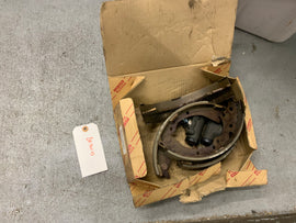 1984-1991 TOYOTA PICK UP REAR BRAKE SHOE KIT