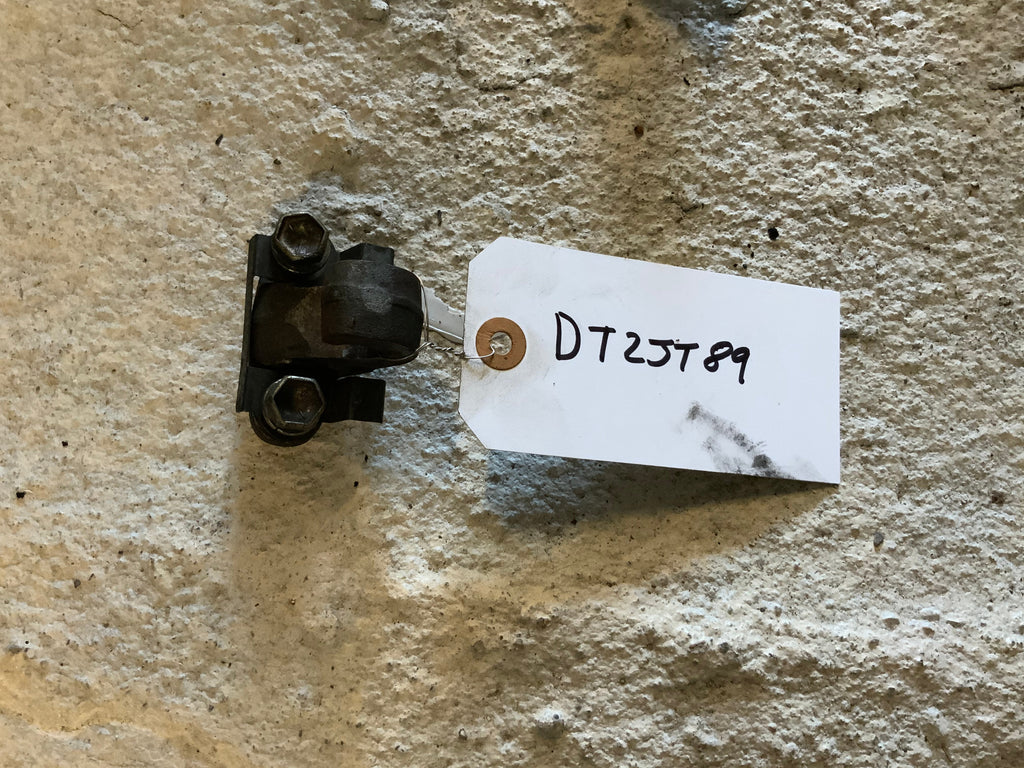 V160 Clutch Release Fork Retainer