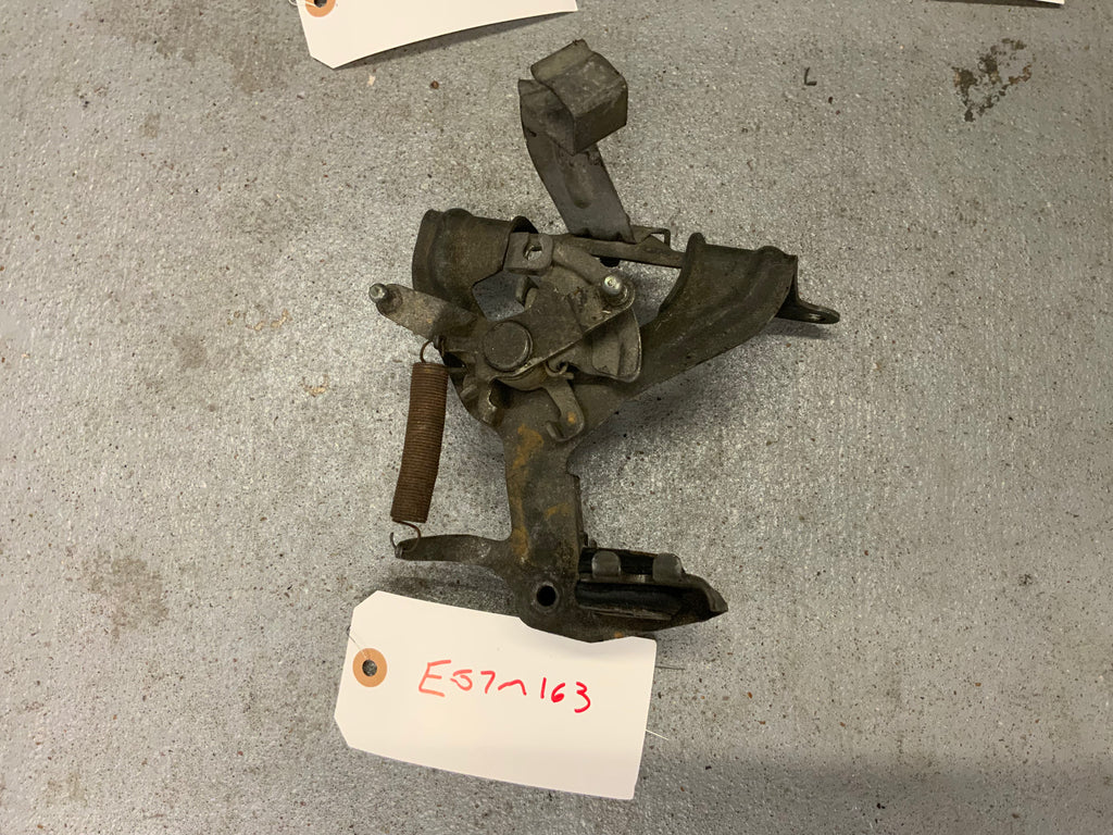 Toyota Supra 7MGTE Throttle Linkage