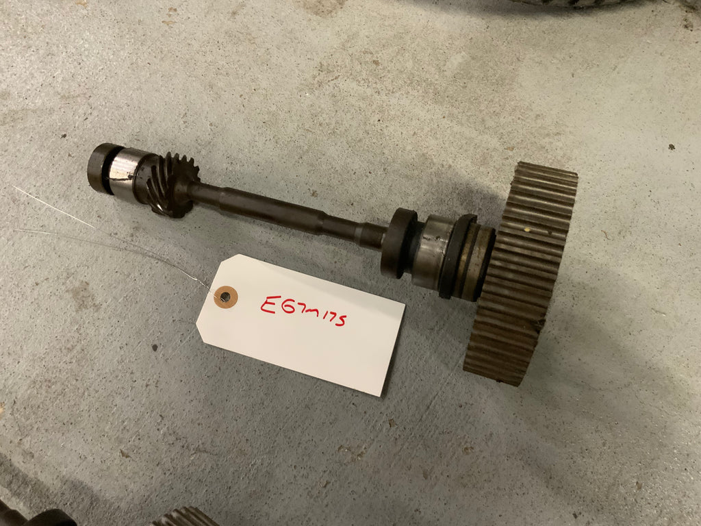 Toyota Supra 7M Oil Pump Shaft with Sprocket