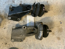 Load image into Gallery viewer, SC300 Motor Mounts
