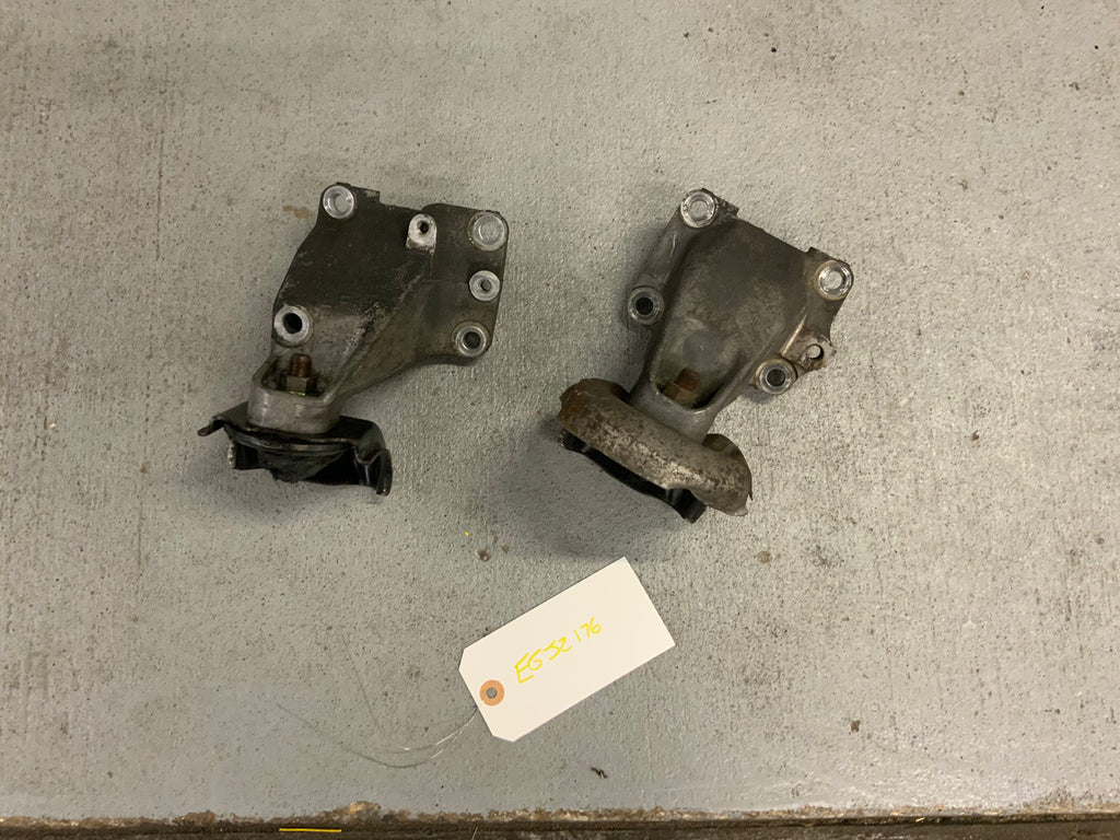 2JZ Engine Mount Bracket LF-X RF-X