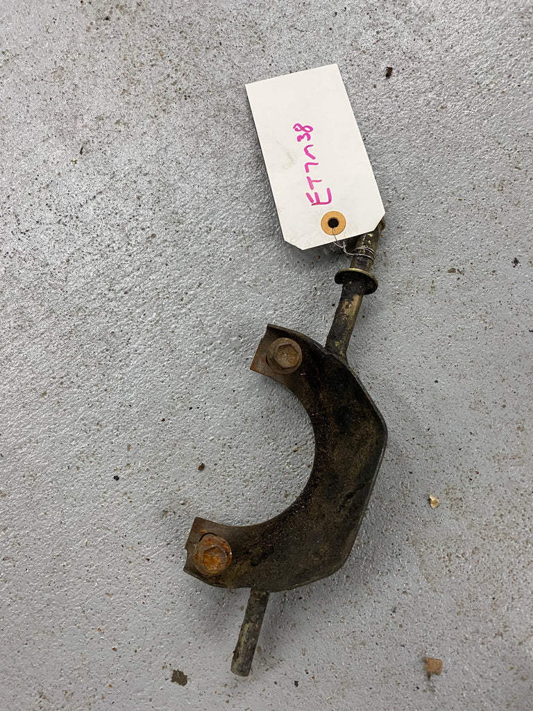 7M Exhaust Hanger