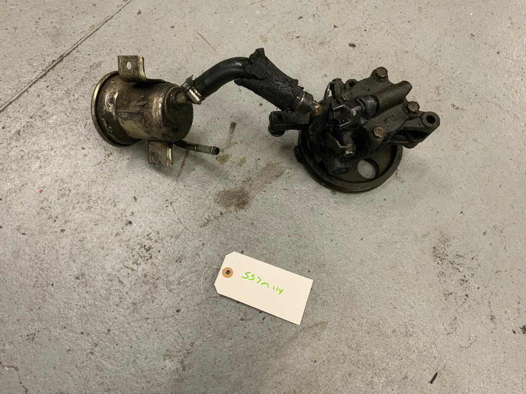 7MGTE POWER STEERING PUMP WITH RESERVOIR