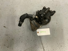Load image into Gallery viewer, 7M POWER STEERING PUMP