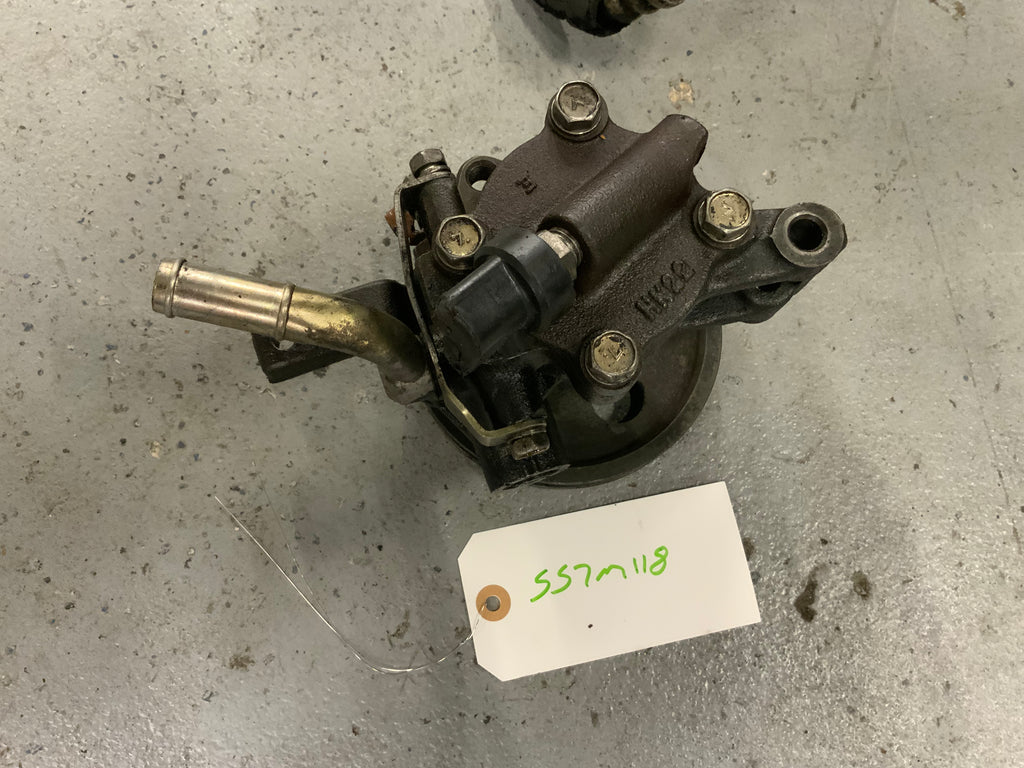7M POWER STEERING PUMP WITH PULLEY