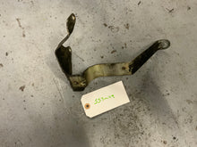 Load image into Gallery viewer, 7M POWER STEERING BRACKET