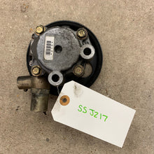 Load image into Gallery viewer, Aristo VVTI Power Steering Pump