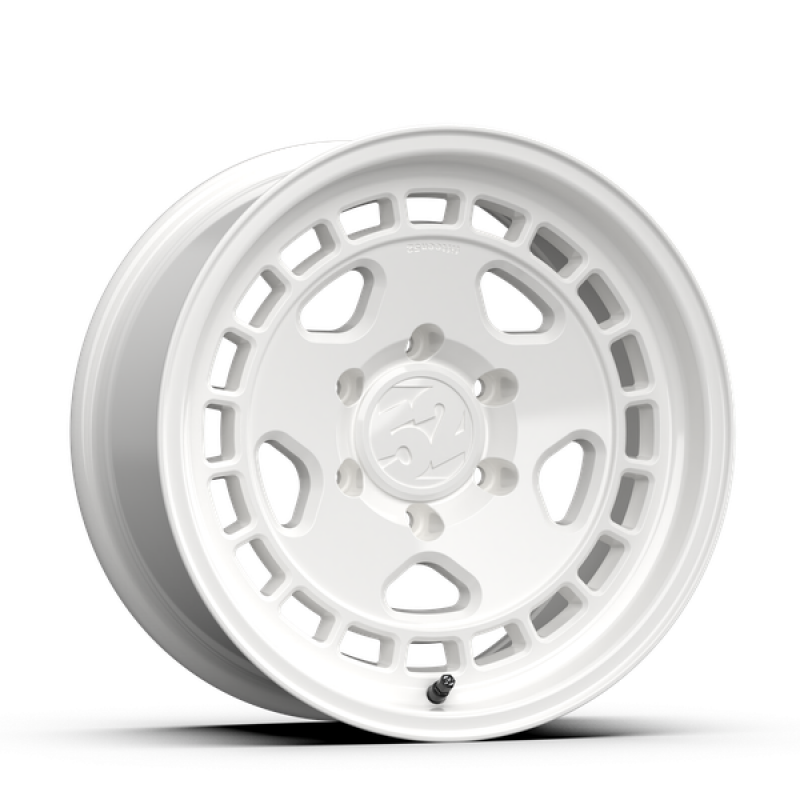 fifteen52 Turbomac HD Classic 16x8 / 6x139.7 BP / 0 ET / 106.2mm CB / 4.5in BS / Classic White Wheel