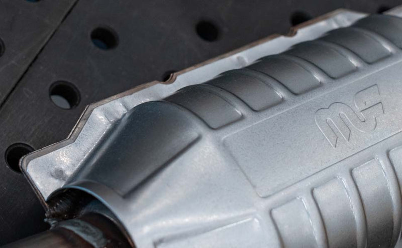 MagnaFlow 2.25 CA Universal Converter