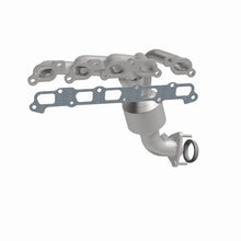 Load image into Gallery viewer, MagnaFlow Direct Fit Catalytic Converter 04-06 Chevy Colorado 3.5L