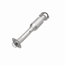 Load image into Gallery viewer, MagnaFlow 2004 Nissan Titan 5.6L Direct Fit Converter