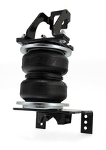Load image into Gallery viewer, Air Lift LoadLifter 5000 Rear Air Spring Kit for 99 to 04 Ford 250/350 Superduty