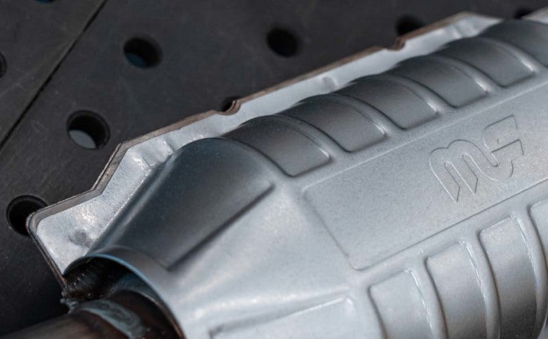 MagnaFlow Converter Universal CARB Compliant 2.25in Inlet 2.25in Outlet 16in Length