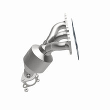 Load image into Gallery viewer, MagnaFlow 07-09 Hyundai Santa Fe 3.3L Direct Fit Converter