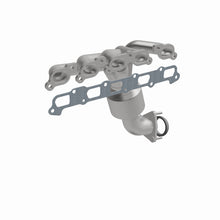 Load image into Gallery viewer, MagnaFlow Direct Fit Catalytic Converter 04-06 Chevy Colorado 3.5L